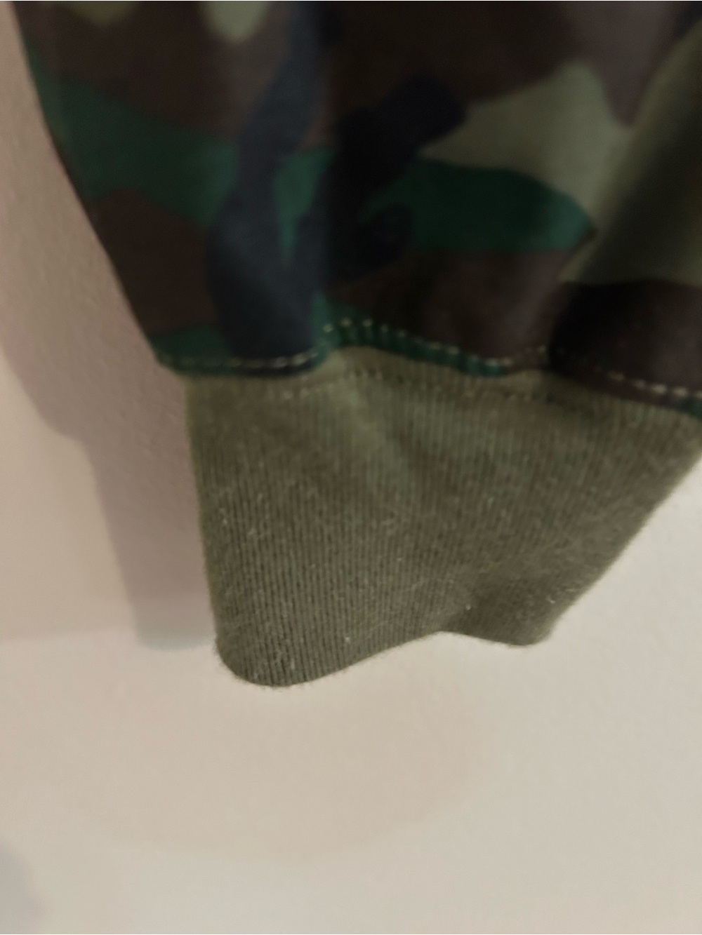 University of VA Nike Dri Fit Olive & Dark Green Camo Long-Sleeve Tee - Picture 4 of 6